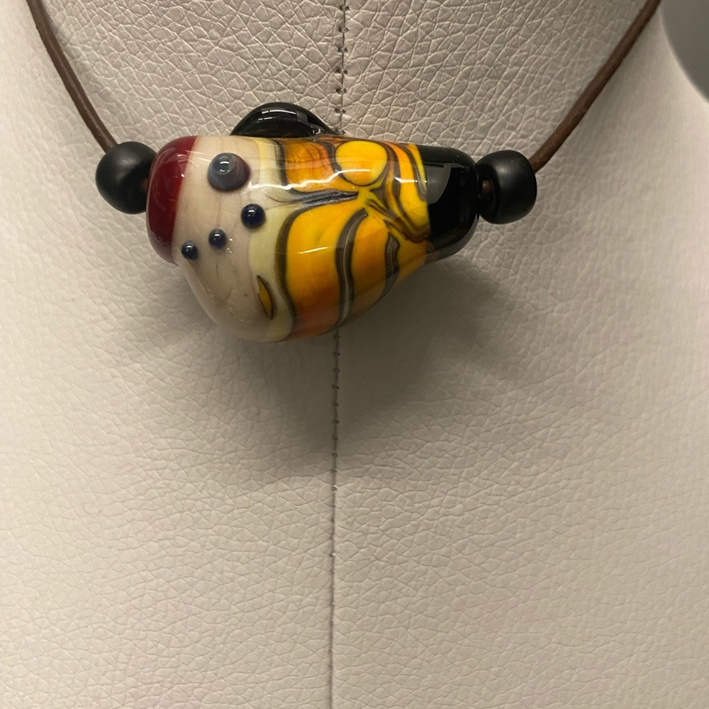 Jewelry - Picture 4 of 5